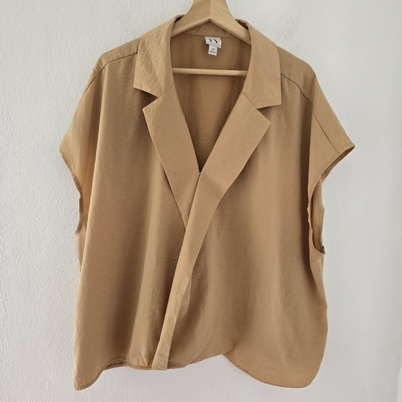 Worthington Tan Cream V Neck Short Sleeve Wrap Shirt Top Blouse Plus 2X - Picture 2 of 11